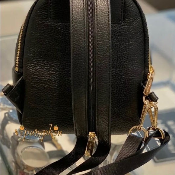 Michael Kors Authentic designers bag - Picture 2 of 13